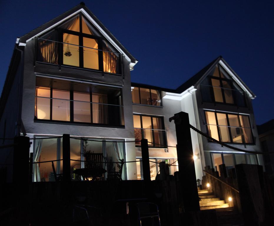 Bed and Breakfast Pebble House Мевагисси Экстерьер фото